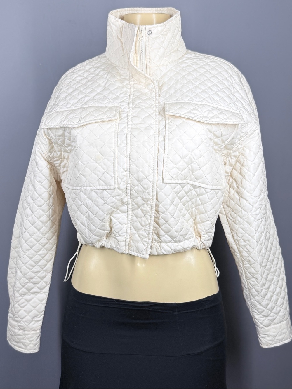 Vigoss Ivory Quilted Cropped Jacket Large NWT
